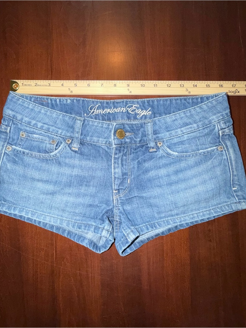 American Eagle Y2K Low Rise Micro Denim Shorts Size 6 - Picture 5 of 6